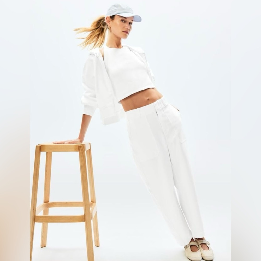 NWT-Athleta White Skyline Utility Barrel  Pant, Size 12 Petite - Picture 3 of 8